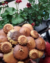 بفرمایید کیک کوچولو و خوشمزه ???