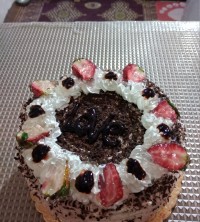 کیک توت فرنگی خوشمزه ??