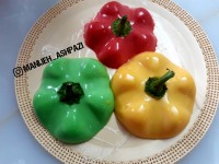 ژله ماست و خامه به شکل فلفل دلمه ای