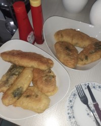 پیراشکی اسفناج جاتون خالی