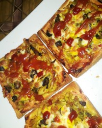 پیتزا با نون تست