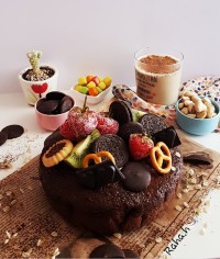 کیک شکلات بی بی