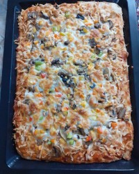 پیتزا مرغ و قارچ خونه مامانی جونم