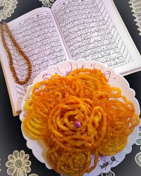 زولبیا بدون جوش شیرین