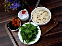 برشی کوتاه از یه سفره افطار..