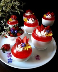 دسر (پاناکوتا و ژله)