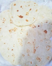 نان برنجی یا نان لاکو