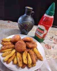 فلافل خونگی و سیب زمینی پفکی