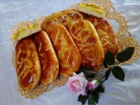 ایشلی کوکه سی تبریزی (نان مغزدار زنجبیلی)