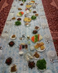 افطاری خونه مامانی