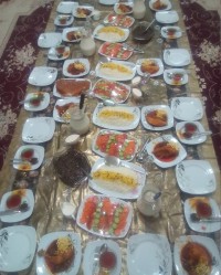 اینم سفره افطار بیست و هشتم رمضان