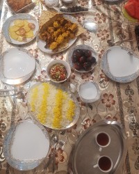 آخرین سحری ماه رمضان در کنار خانواده عزیزم