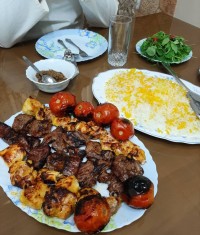 ناهار روز عید فطر (لطفا ورق بزنید)