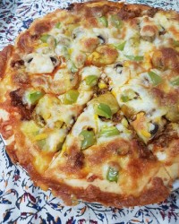 پیتزای گوشت وقارچ