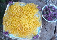 زولبیا بدون جوش شیرین