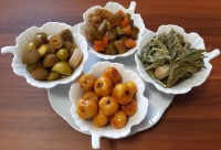 ترشی چغاله بادام وگوجه سبز ،ترشی زالزالک،ترشی کال، ترشی مخلوط