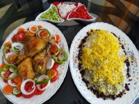 شوید پلو بامرغ زعفرونی.