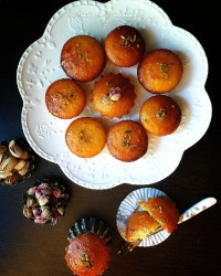 کیک شربتی شیرازی
