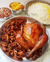 مرغ شکم پر کاراملی