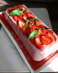 کرم توت فرنگی