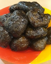 دلمه مو خوشمزه با رب انار.. جای دوستان سبز