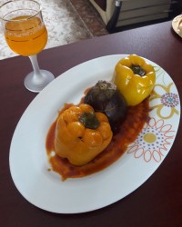 دلمه بادمجان و فلفل