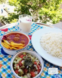 خورش قیمه با کوفته قلقلی