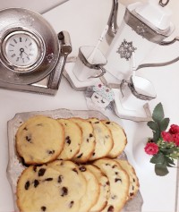 شیرینی کشمشی (به رسپی خانم محبوبه خدمتی)