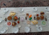 اینم عکس سفره مهمونی مامانم