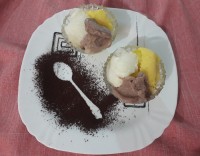 بستنی سه رنگ