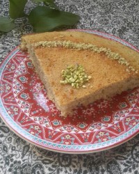 کیک پسته ای