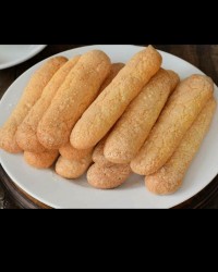 بیسکویت لیدی فینگر