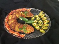 اینم از ناهار امروز ما فقط اون دوتا توت فرنگی ها عشقه