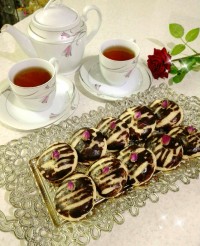 کلوچه خانگی با عطر هل و دارچین