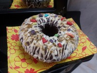 اینم کیک عصرونه من جاتون خالی?