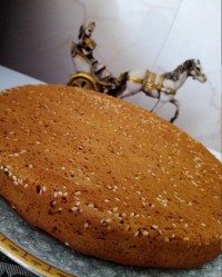 کیک شیره ی انگور باگردوی فراوان