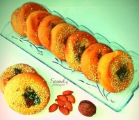 کلوچه نان خرمایی