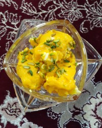 بستنی سنتی زعفرونی