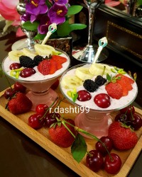 اسموتی_توت_فرنگی