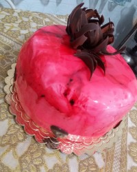 کیک باروکشش سس براق فرانسوی