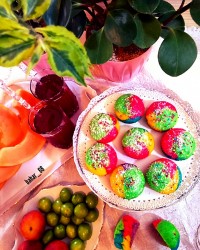 کاپ کیک رنگین کمان