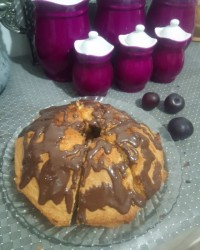 کیک البالویی خودم پز با تزئین کاکائو