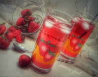 شربت توت فرنگی