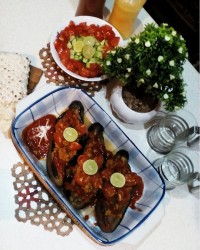 بادمجان شکم پر گیلانی