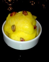 بستنی سنتی زعفرونی