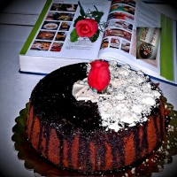 کیک خیس شکلاتی (ورق بزنید بافتش ببینید)