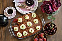 کیک میوه ای شاتوت