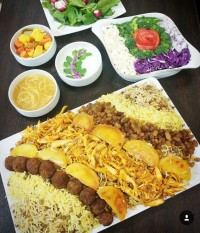 پلوعدس بامرغ ریش ریش وگوشت قلقلی