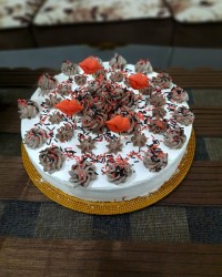 کیک تولد خواهر کوچیکه