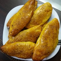 پیراشکی مرغ و قارچ